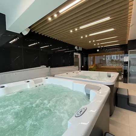 Baltycka Bryza - Baseny, Jacuzzi, Sauny, Sala Zabaw, Do Plazy 450m Plaskie Dojscie * Ястшембя-Гура