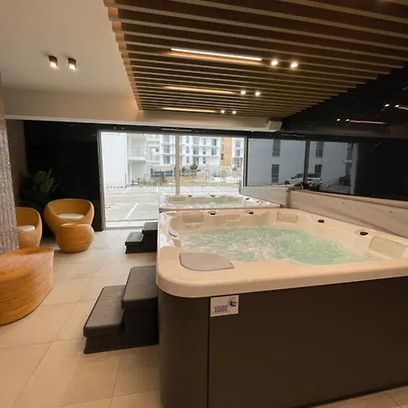 Апартаменты Baltycka Bryza - Baseny, Jacuzzi, Sauny, Sala Zabaw, Do Plazy 450m Plaskie Dojscie *